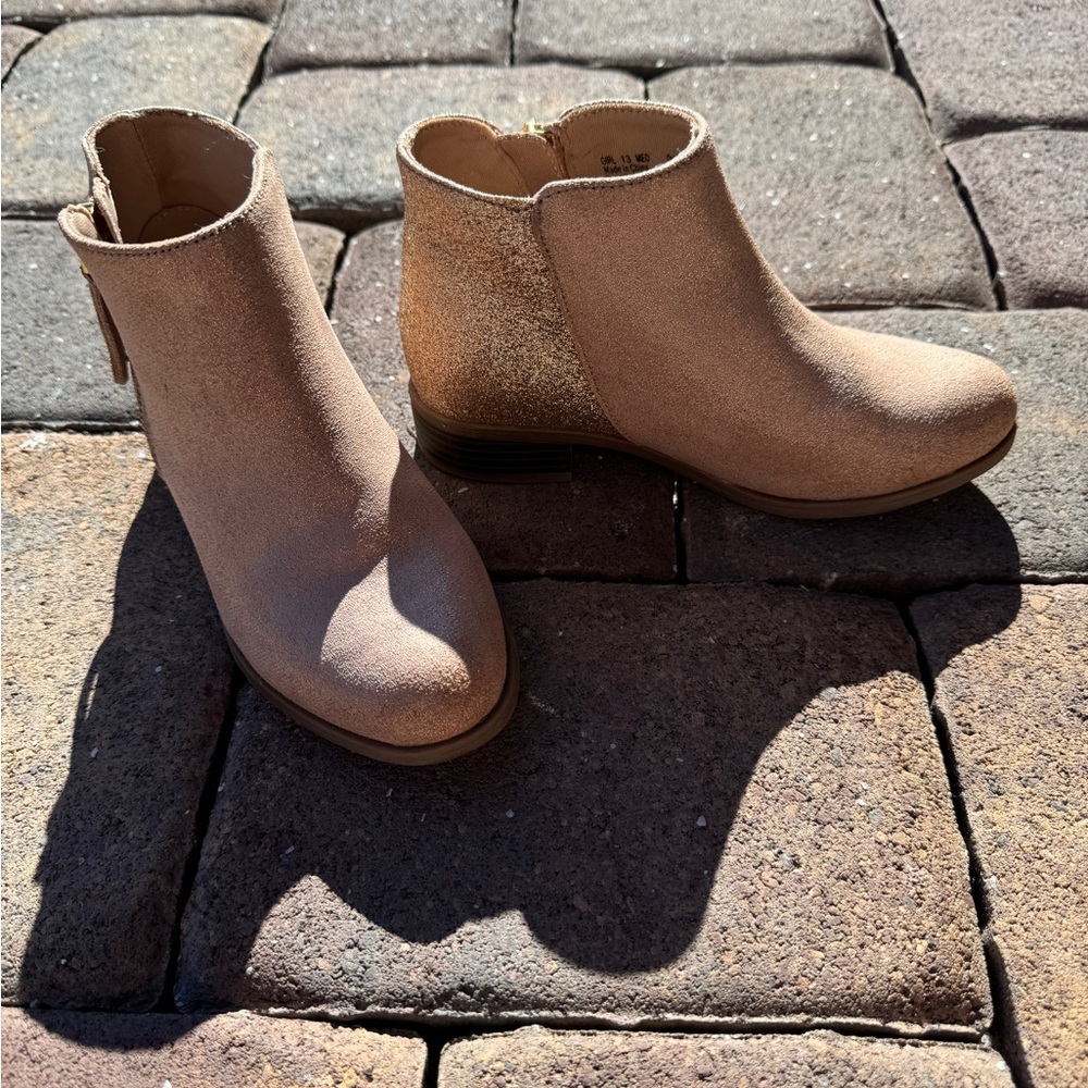 SO Girls size 13 booties
